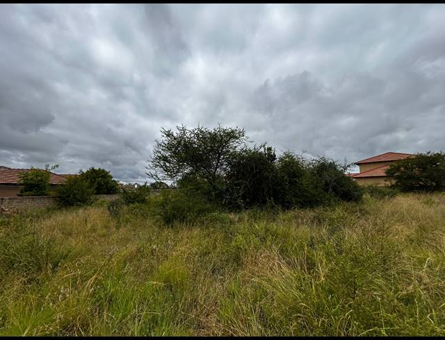 1,184M² VACANT LAND FOR SALE IN SERALA VIEW